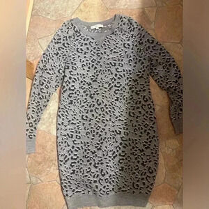 The Loft Long Sleeve Animal Print Dress Size‎ Large